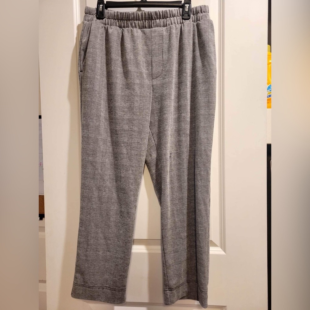 Pull on plaid pants